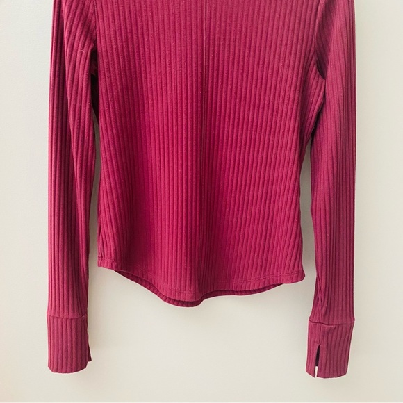 Madewell Ribbed Long Sleeve Turtle Neck Top Maroon Sz Medium - Picture 3 of 9